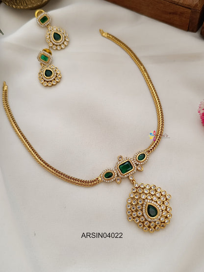 White and Emerald Stone Necklace