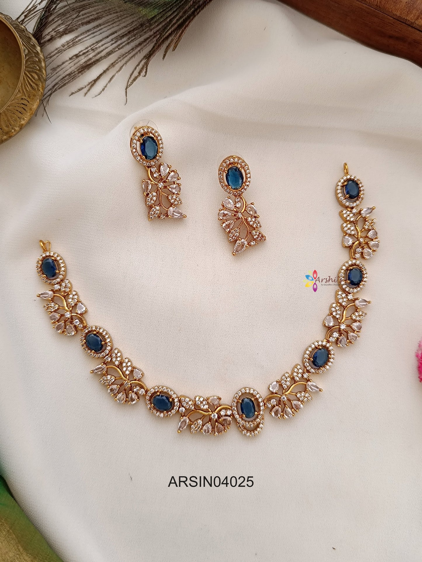 Royal Blue and Leaf White Stone Necklace