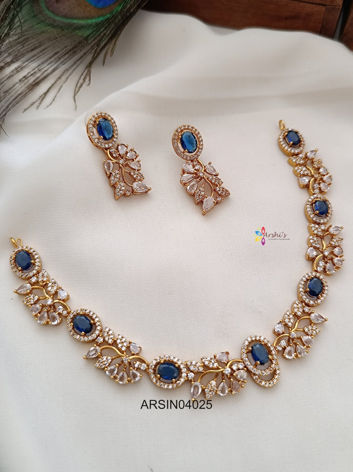 Royal Blue and Leaf White Stone Necklace