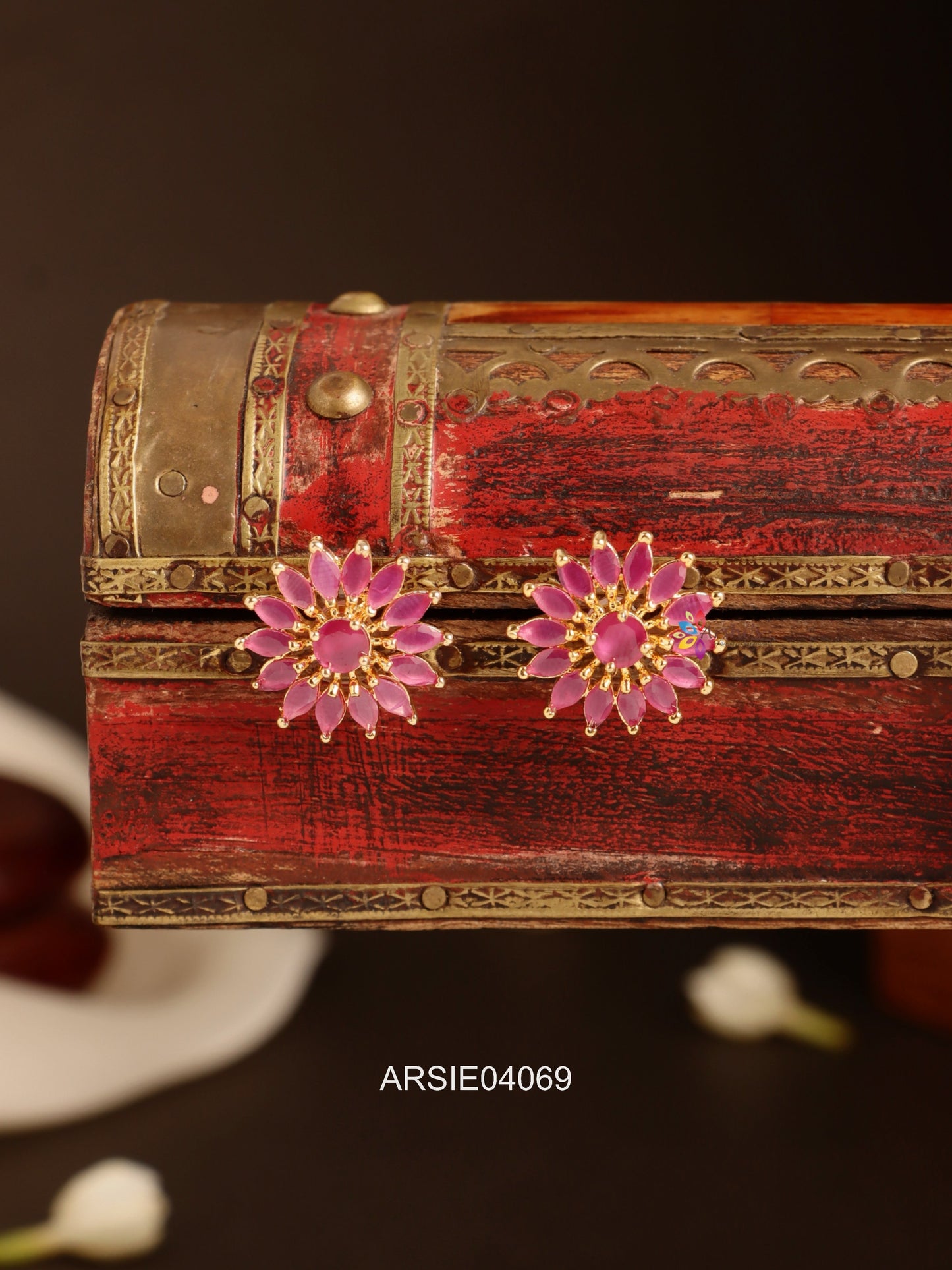 Red Stone Ear Studs