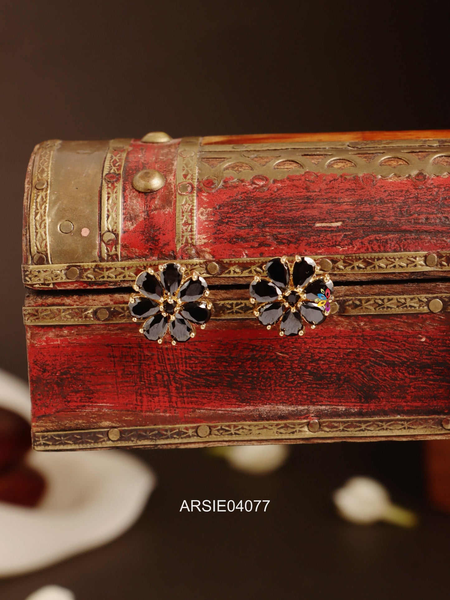 Black Stone Small Ear Studs