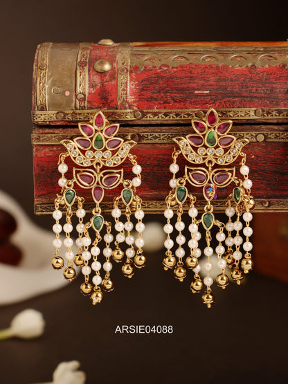 Kemp and Green Pearl Drop Earrings