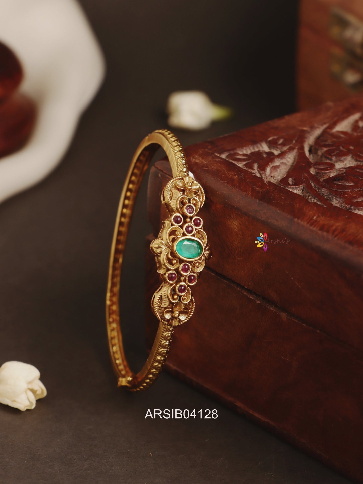 Matte Floral Single Bracelet