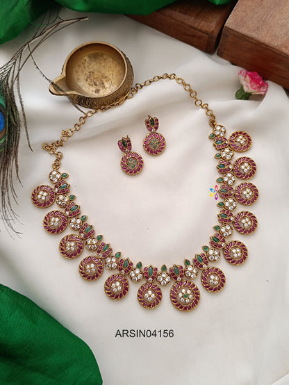 Kemp Stone Bottu Necklace