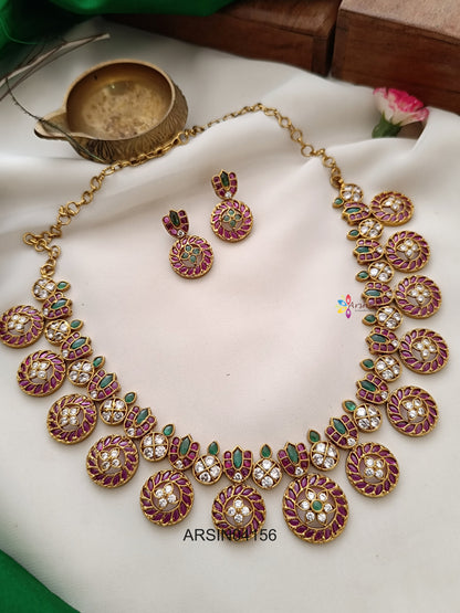 Kemp Stone Bottu Necklace
