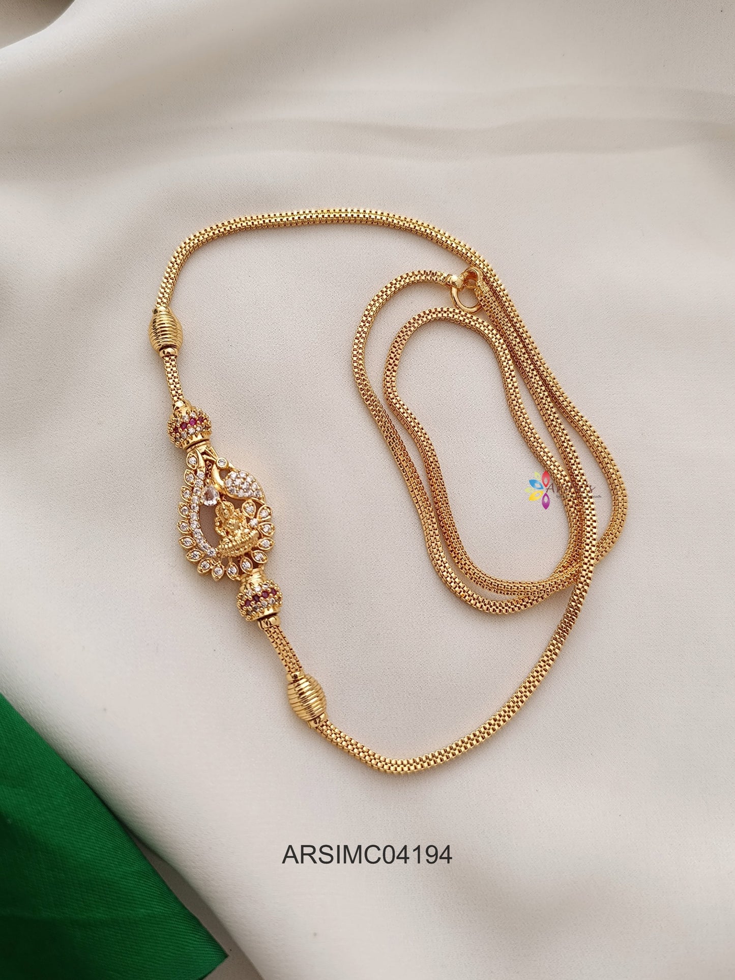 Lakshmi White Stone Mugappu Chain