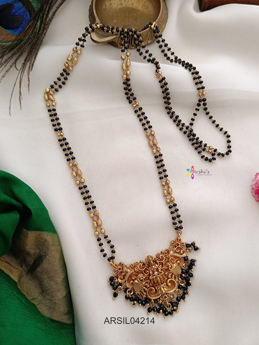 Black Bead Lakshmi Pendant Haram