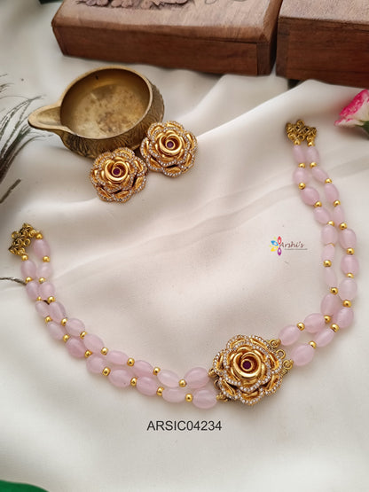 Pale Pink Bead Flower Pendant Choker