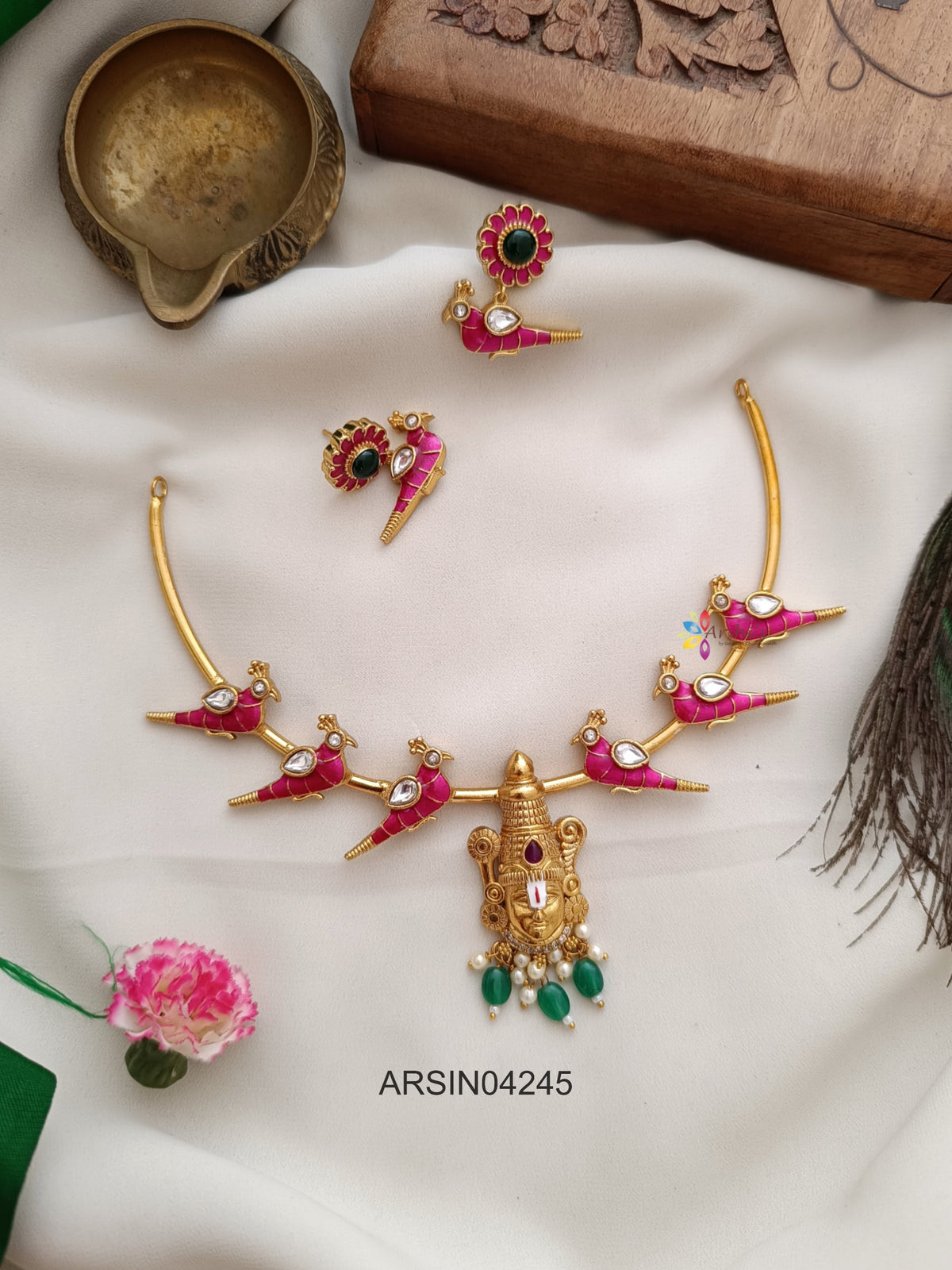 Lord Venkatesha Hasli Necklace