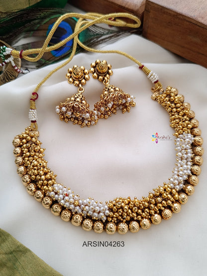 Pearl and Gold Bead Gungroo Necklace