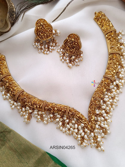 V Shape Pearl Drops Kante Necklace