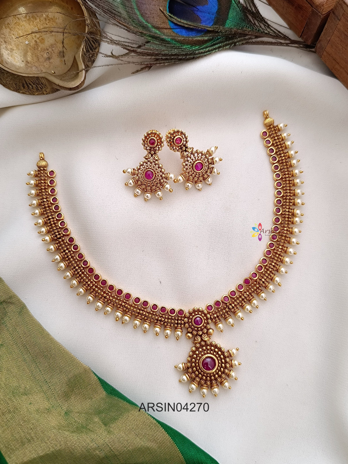 Antique Kemp Stone Necklace