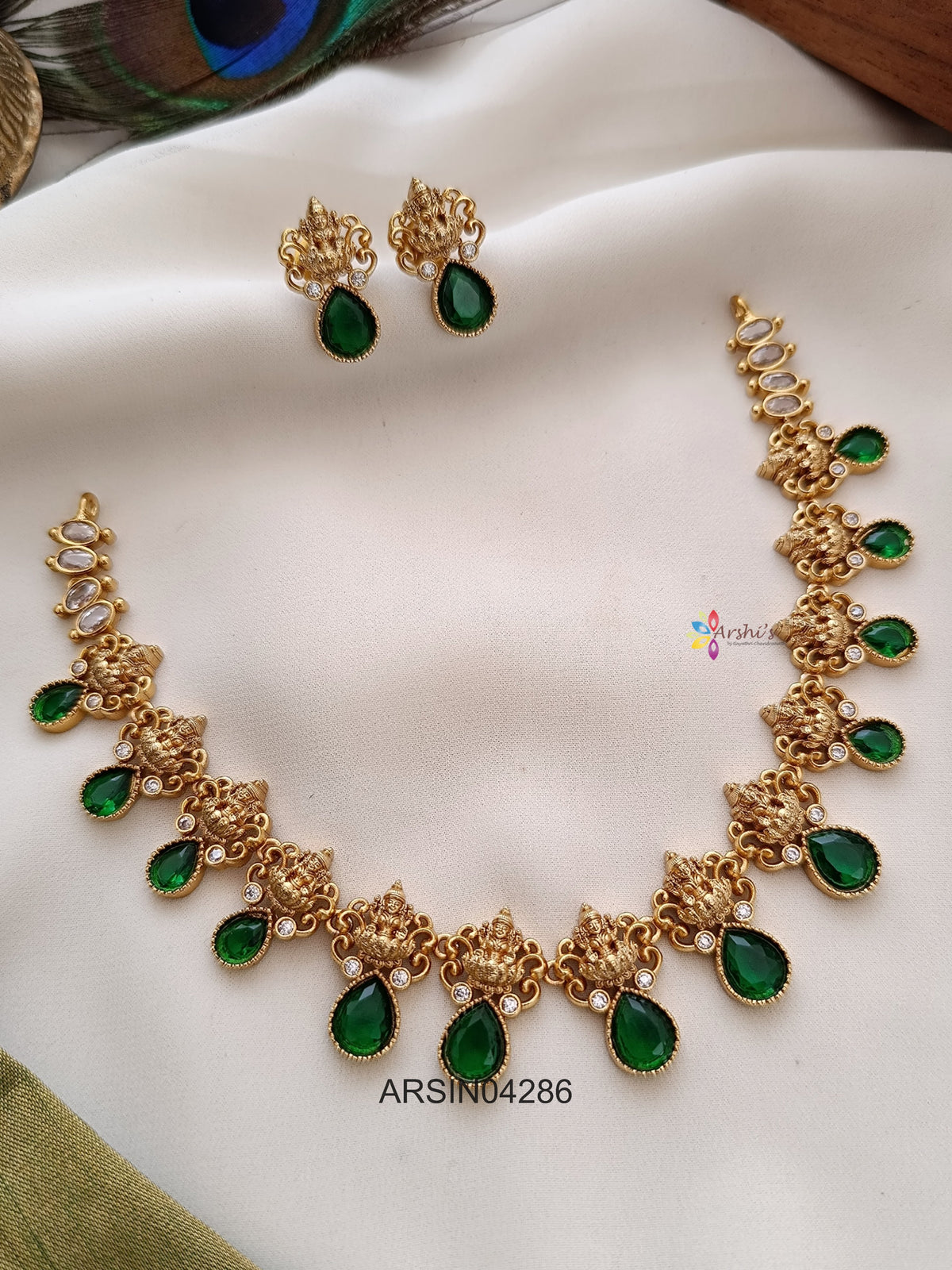 Lakshmi Green Tear Drop Stones Necklace
