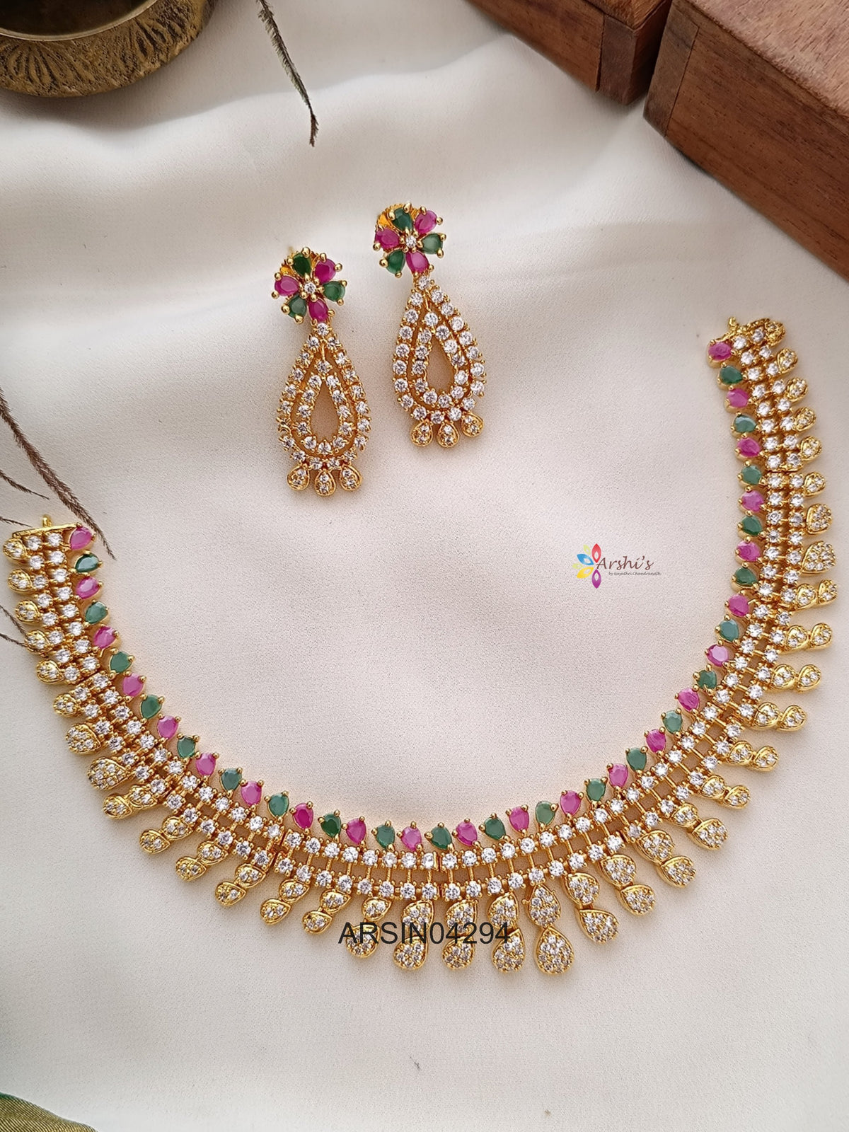 Diamond Look Like Necklace