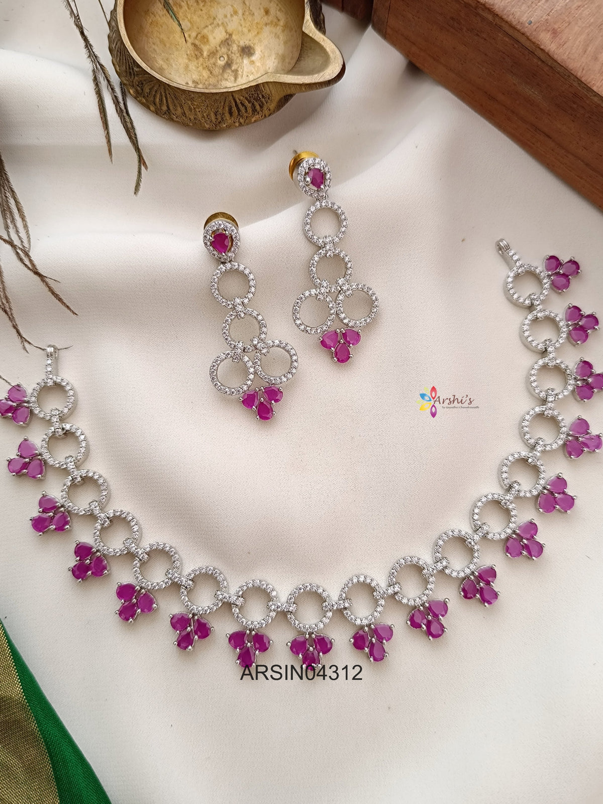 Red Rosium Polish Necklace