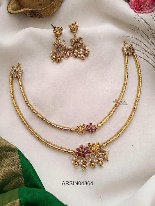 Swan Flower Pendant Layered Hasli Necklace