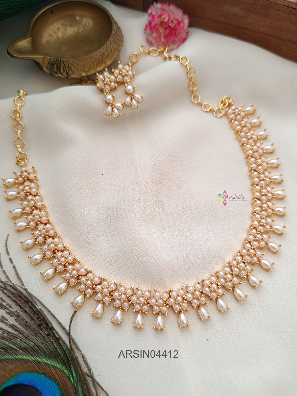 Pearl Studded Necklace