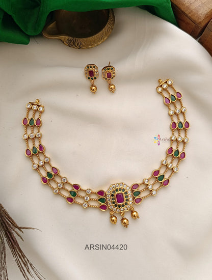 Floral Design Stone Necklace