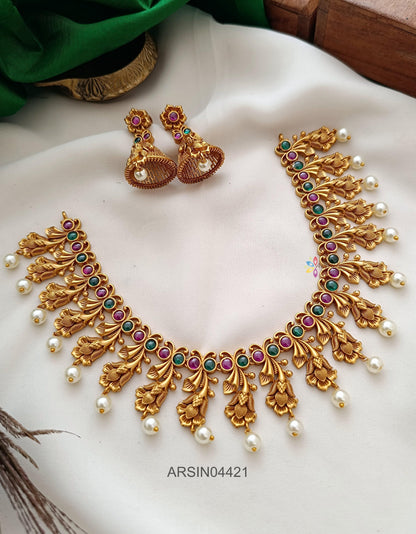 Flower Design Pearl Drop Necklace