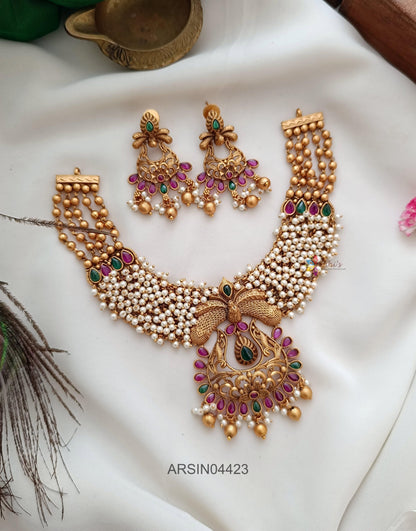 Antique Pearl Studded Necklace