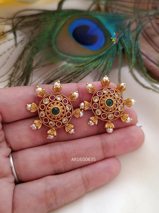 Kemp and Green Stone with Pearls Ear Studs