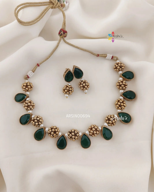 Green Stone Gold Ball Necklace