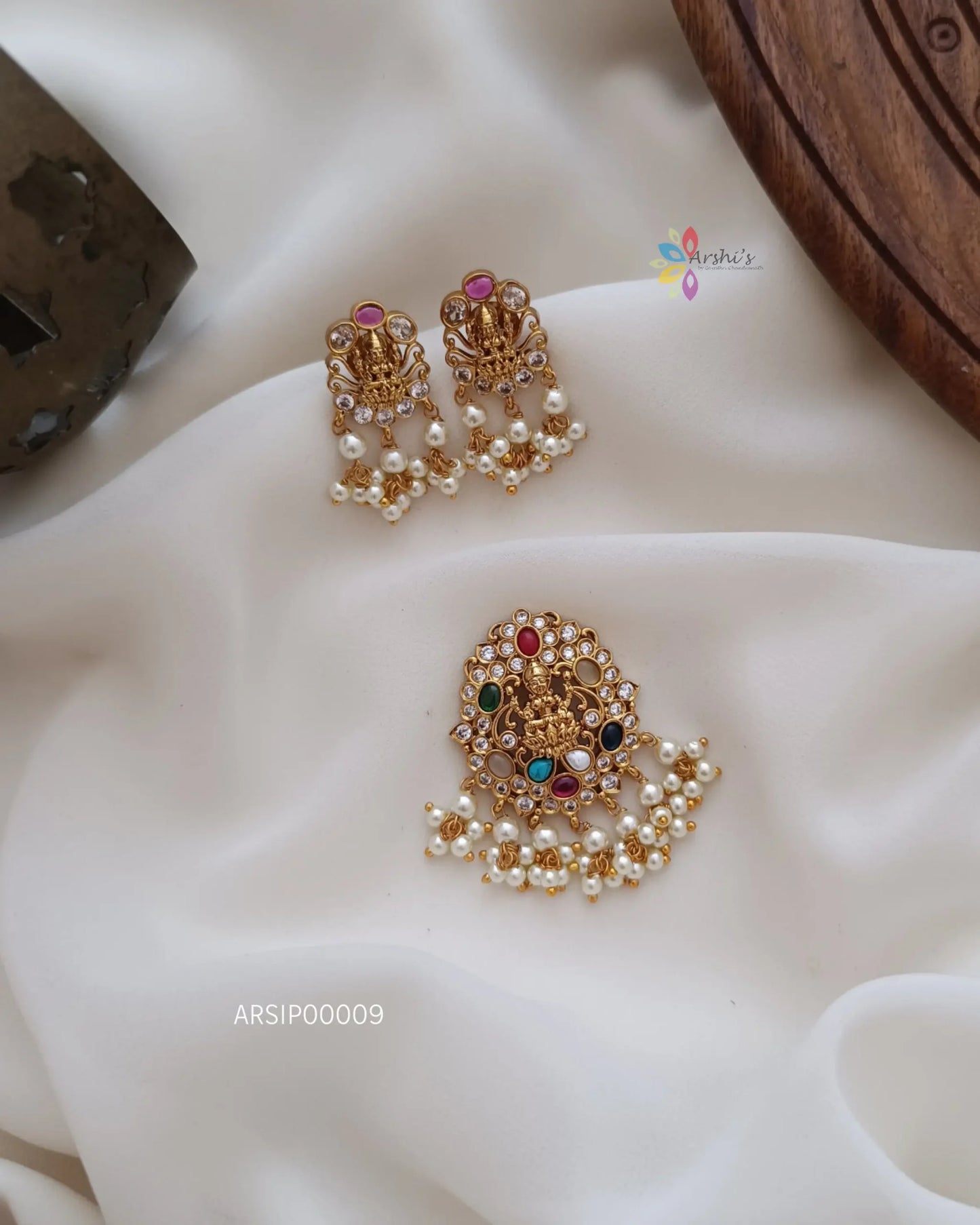 Traditional lakshmi multi stone pearl pendant