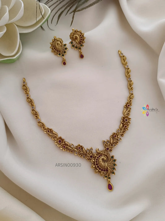 Simple and Elegant Peacock Pendant Necklace