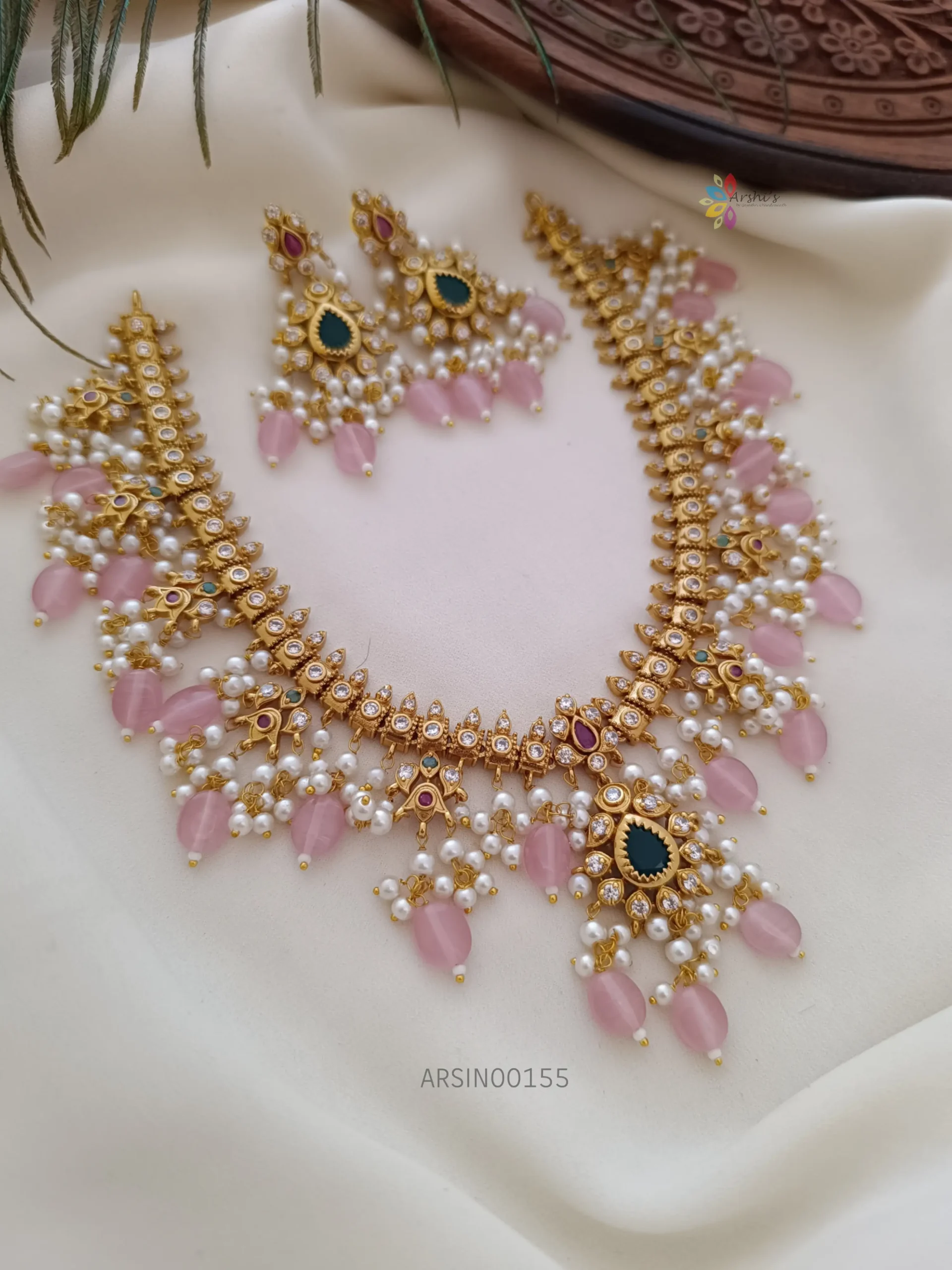 Beautiful pale pink guttapusalu necklace