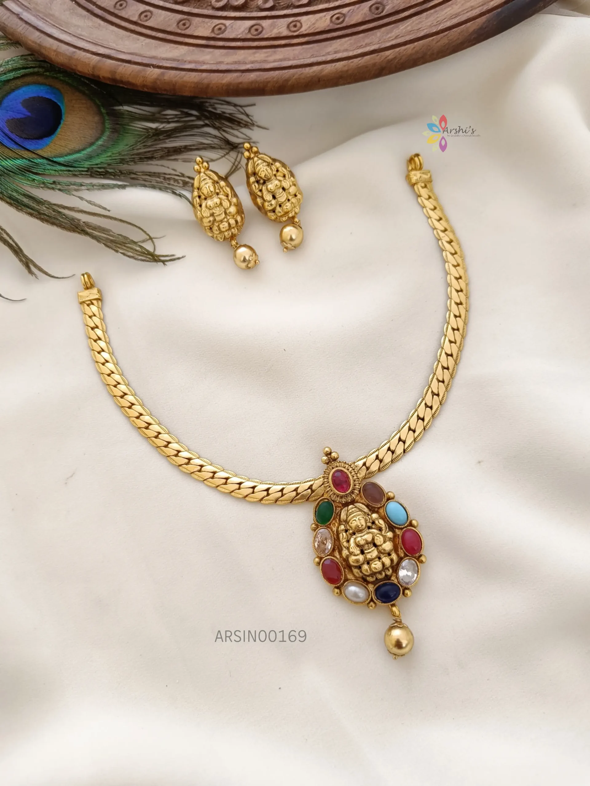 Navarathna Stone Lakshmi Pendant Necklace