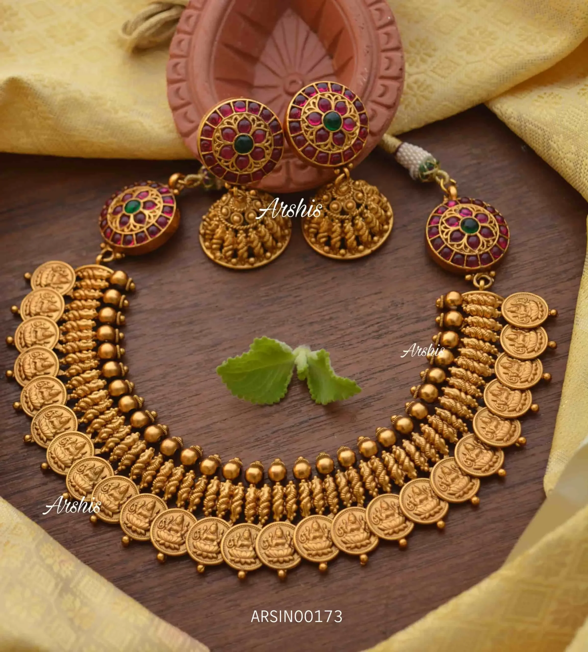 Grand hot sale necklace designs