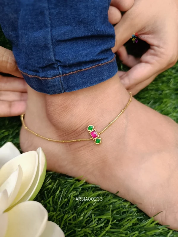 Simple and Elegant Anklets