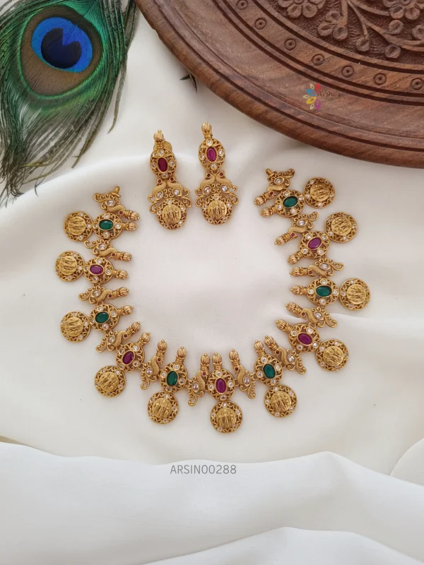 Ruby and Green Ramparivar Necklace