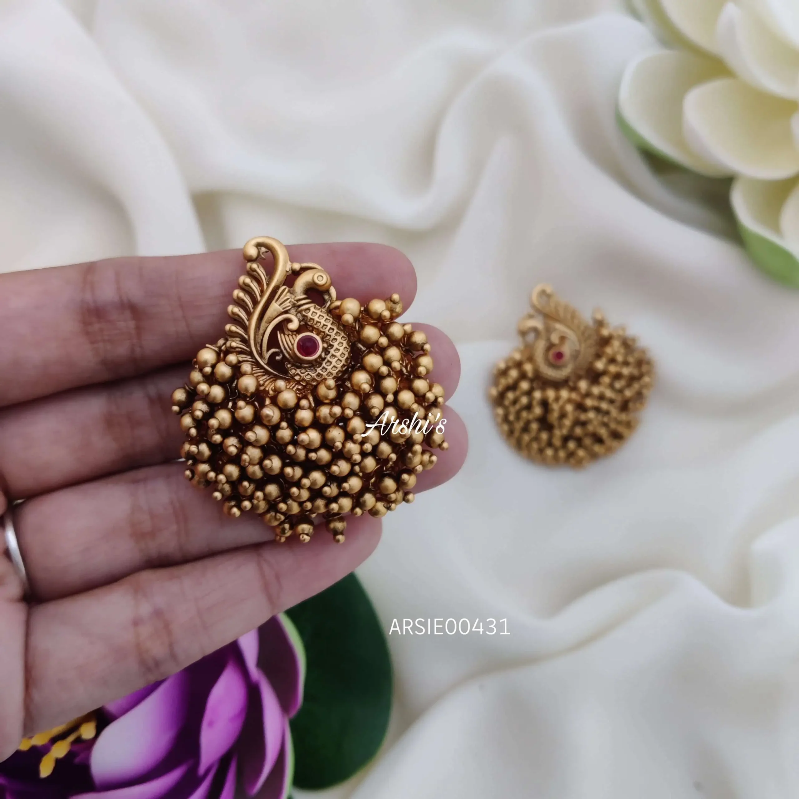 Cluster Peacock Gold Pearl Earrings