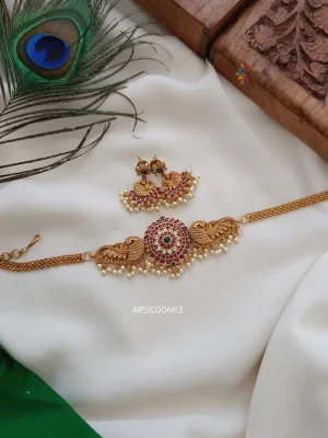 Adorable Peacock Design Choker