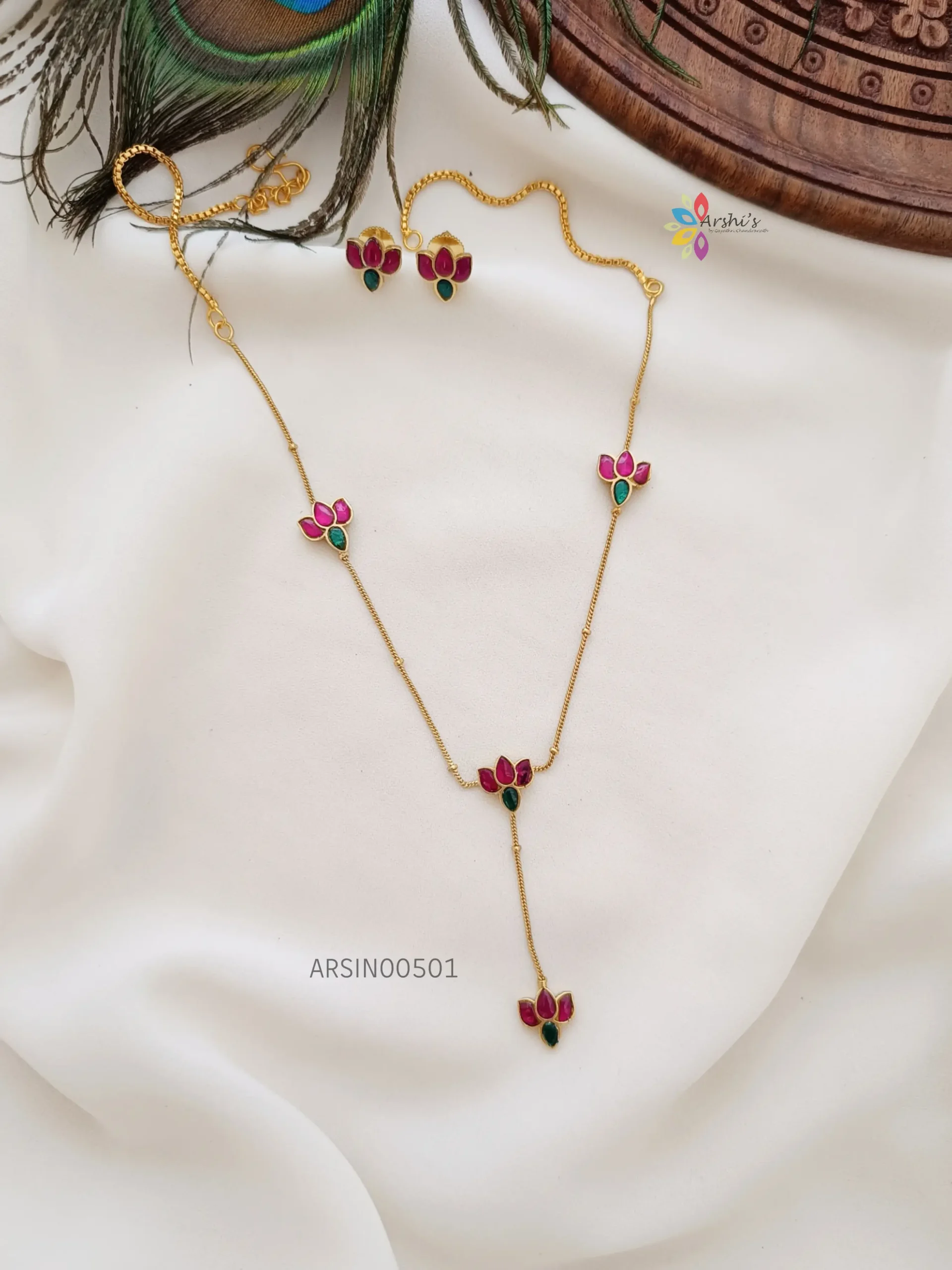 Simple Lotus Design Necklace