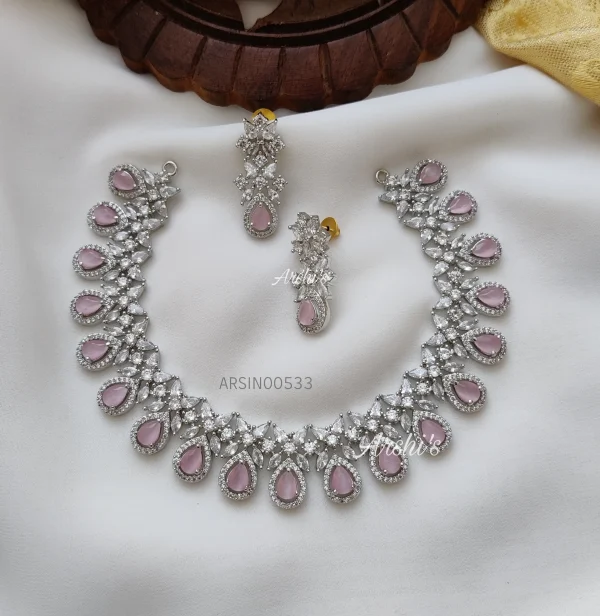 Trendy Pale Pink Rodium Polish Necklace