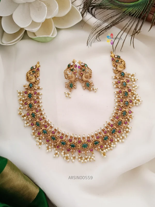 Emerald Guttapusalu Necklace