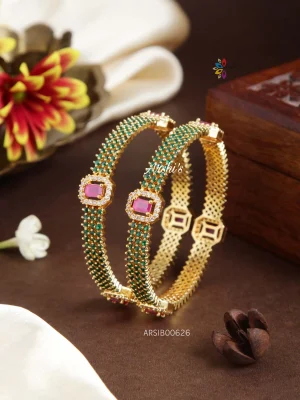 Classic Green Stone Bangles