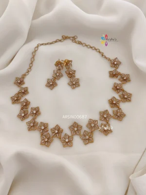 Two Layer Flower Design Necklace