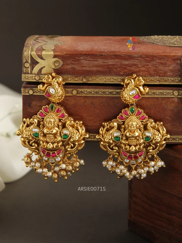 Jadau Kundan Earrings comes with Chandbali and Lotus Design – Pink Box  Jewels