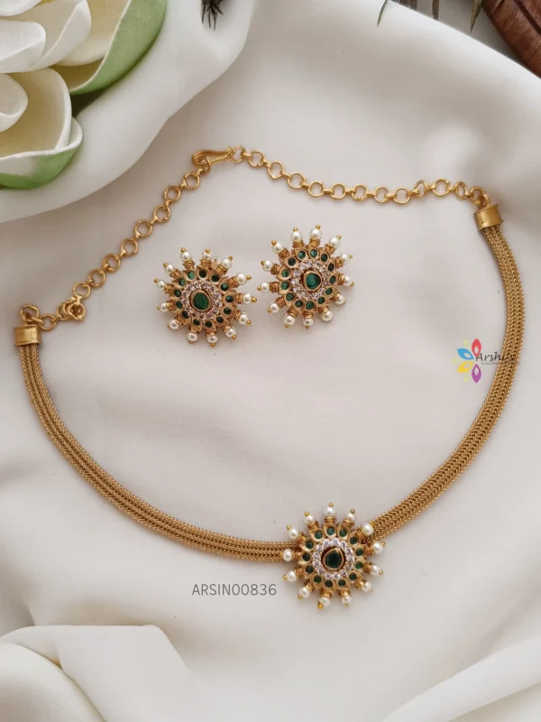 Green Stone and Pearl Hasli Necklace