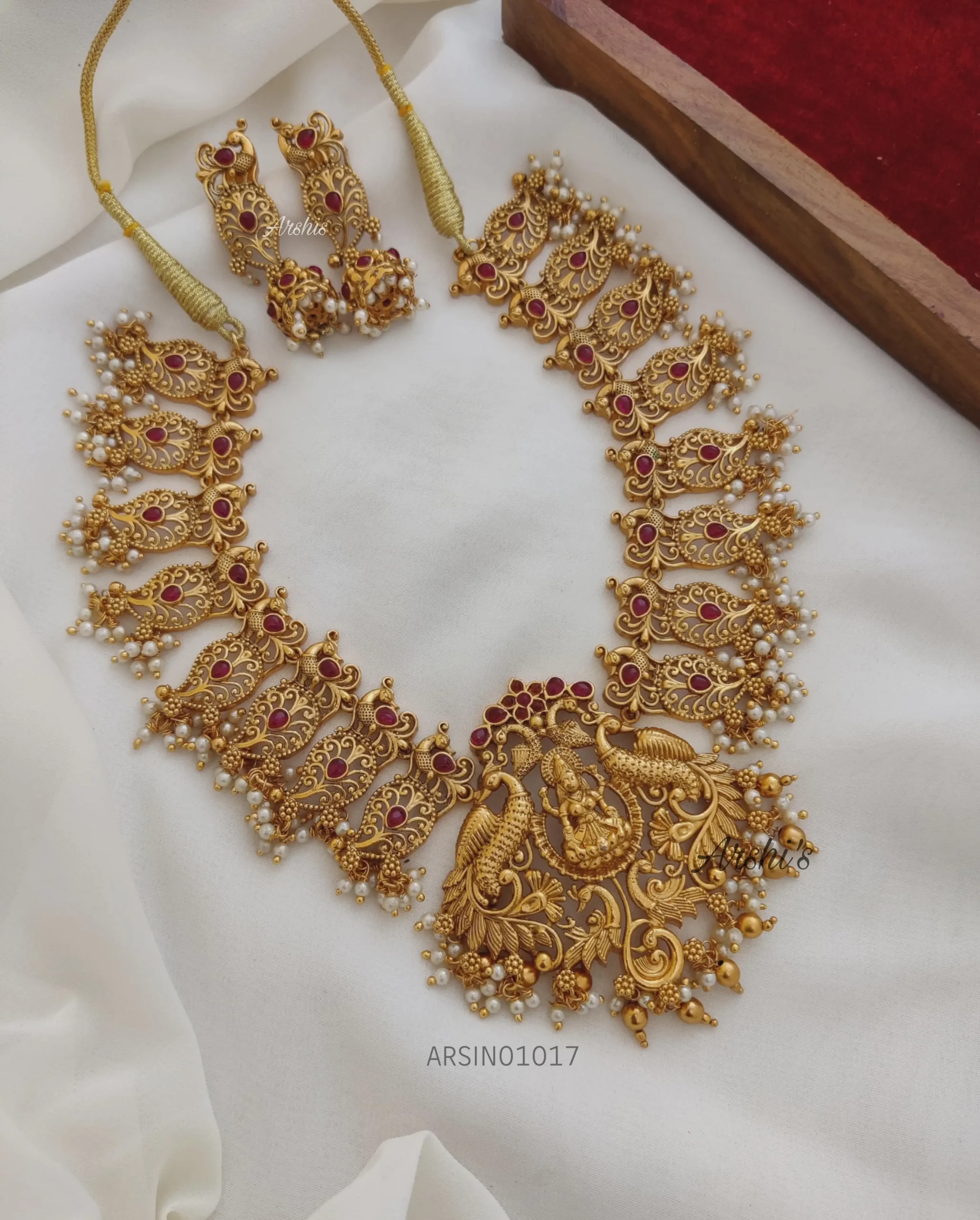 Bridal Wear Lakshmi Pendant Necklace