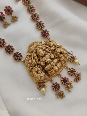 Big Lakshmi Pendant Necklace