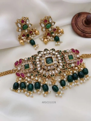 Pure kundan Stone with Green Beads Choker