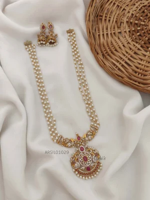 Three Layer Pearl with Stone Pendant Haram