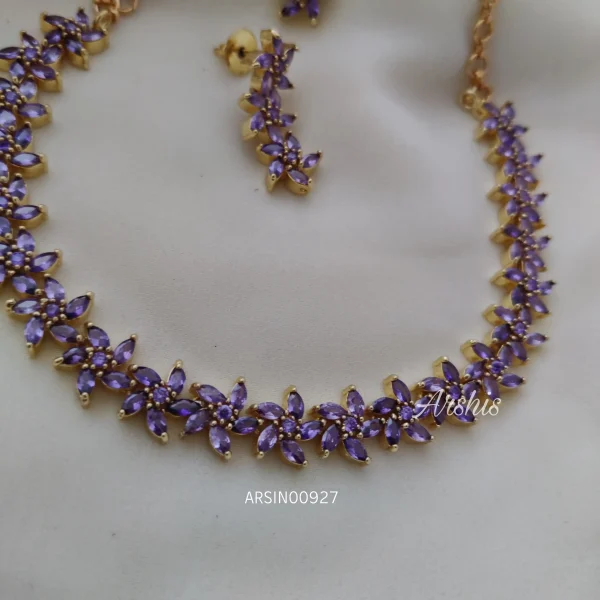 Minimalist Personalised Gemstone | Necklace With Engaving | CaratLane