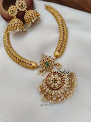 AD Stone Pendant Kante Necklace