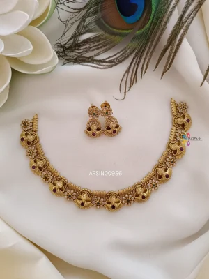 Beautiful Flower Design Necklace