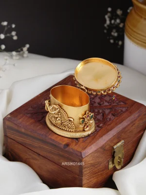 Goddess Ganesha an Lakshmi Kumkum Box